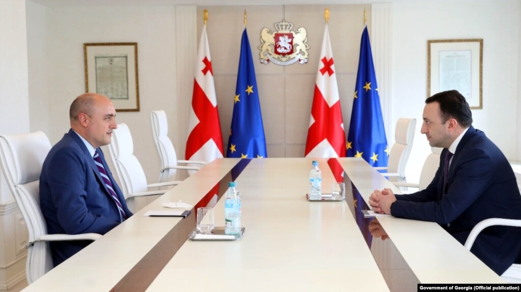 RFE/RL President Jamie Fly meeting with Georgian Prime Minister Irakli Garibashvili